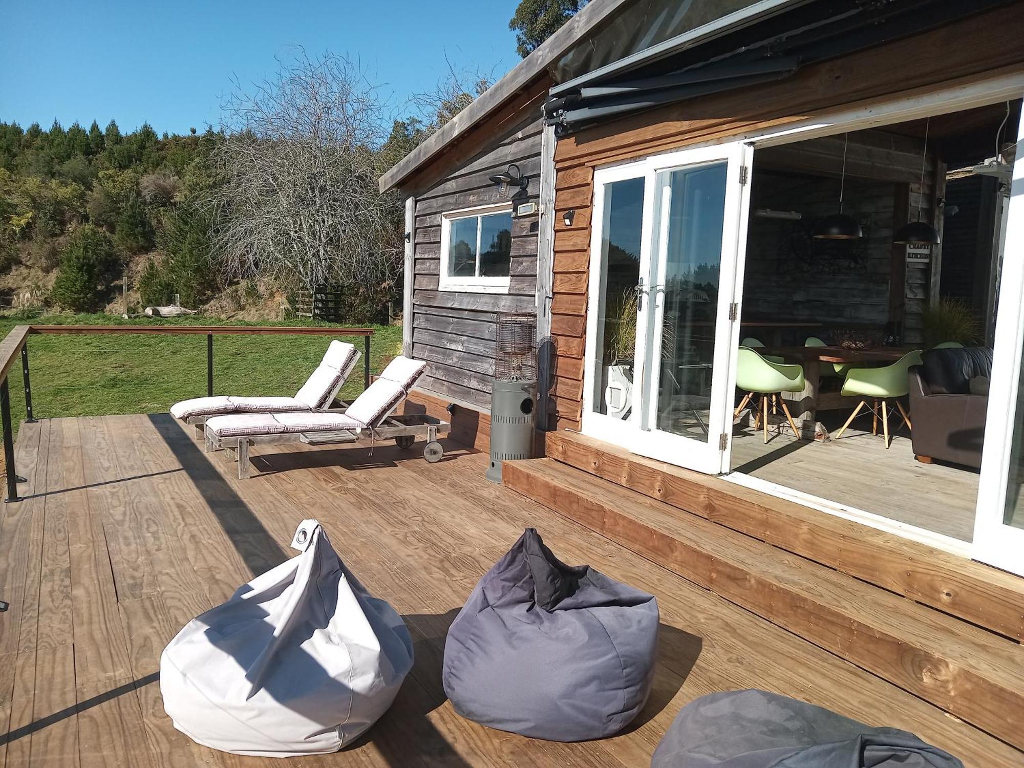 Oakridge Glamping Hotel Роторуа Екстериор снимка