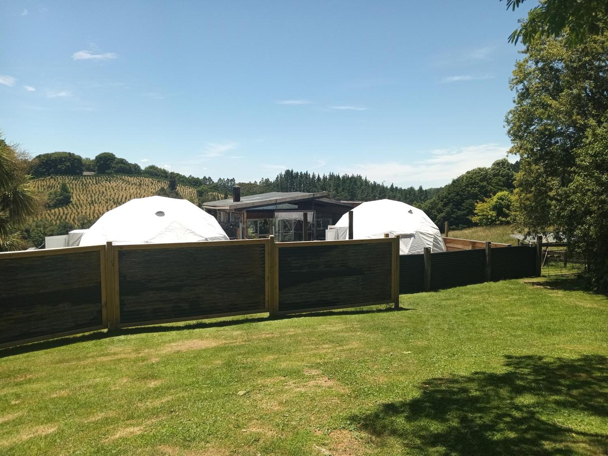 Oakridge Glamping Hotel Роторуа Екстериор снимка